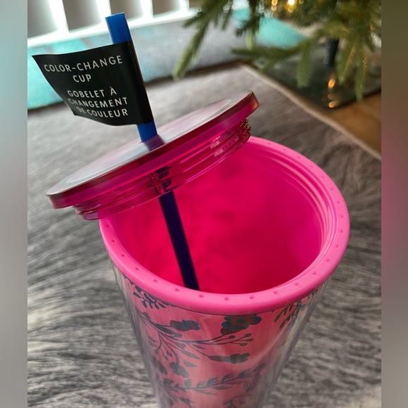 NWT - 2022 Starbucks Venti (24oz) Pink Holiday Color Changing Cold Tumbler - Picture 5 of 6